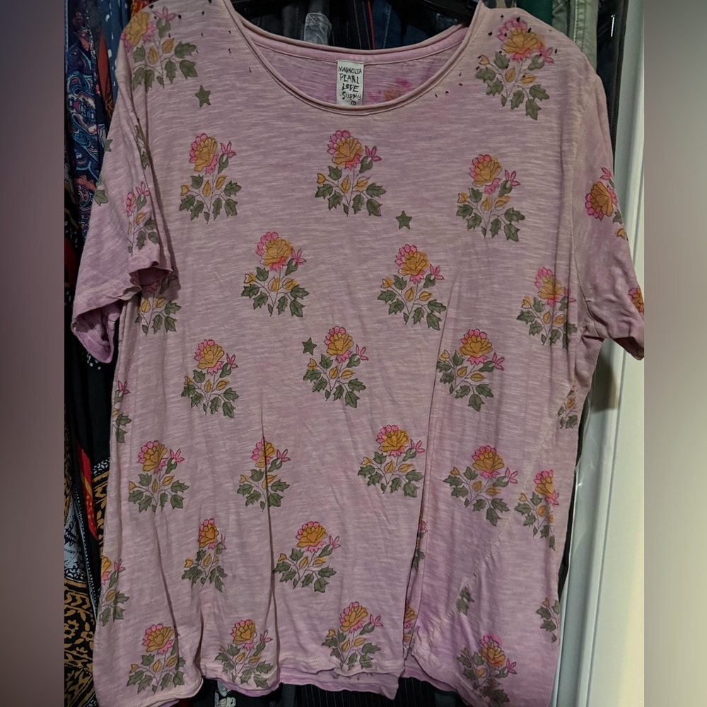 NWOT Magnolia Pearl Boyfriend T